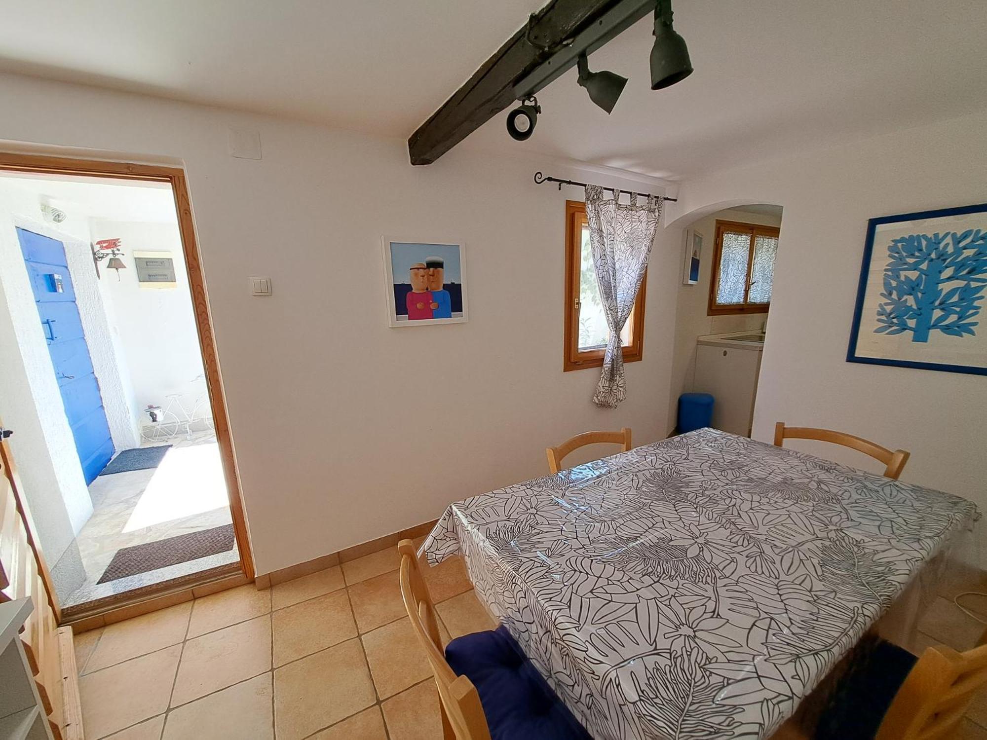 Family Apartment In Center Of Муртер Номер фото